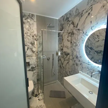 Lofos Luxury Living