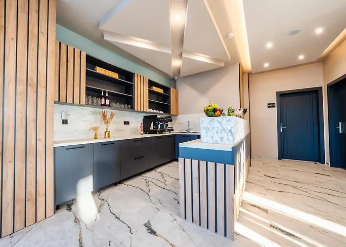 Lofos Luxury Living Aparthotel 4*