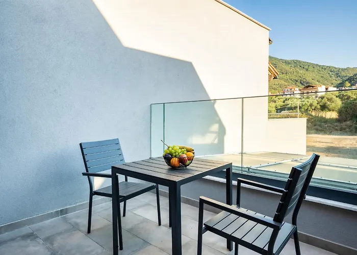 Lofos Luxury Living Aparthotel 4*