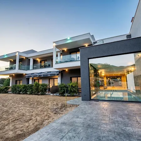 Lofos Luxury Living 4* Stavros (Thessaloniki)