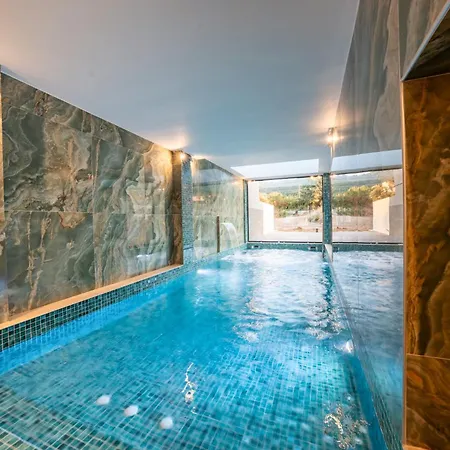 Lofos Luxury Living 4*