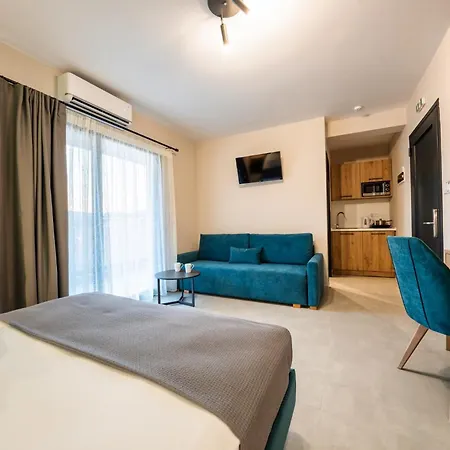 Lofos Luxury Living 4*