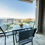 Appart hôtel Lofos Luxury Living